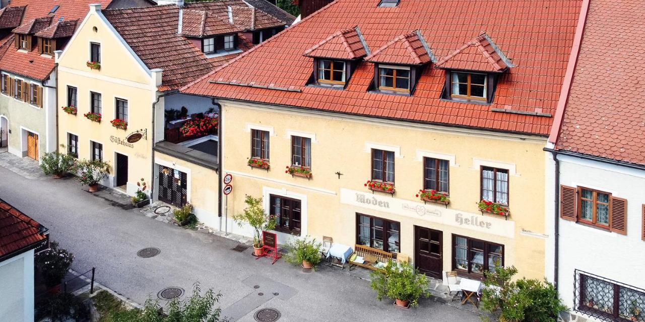 Pension Gastehaus Heller Weissenkirchen in der Wachau Exterior photo